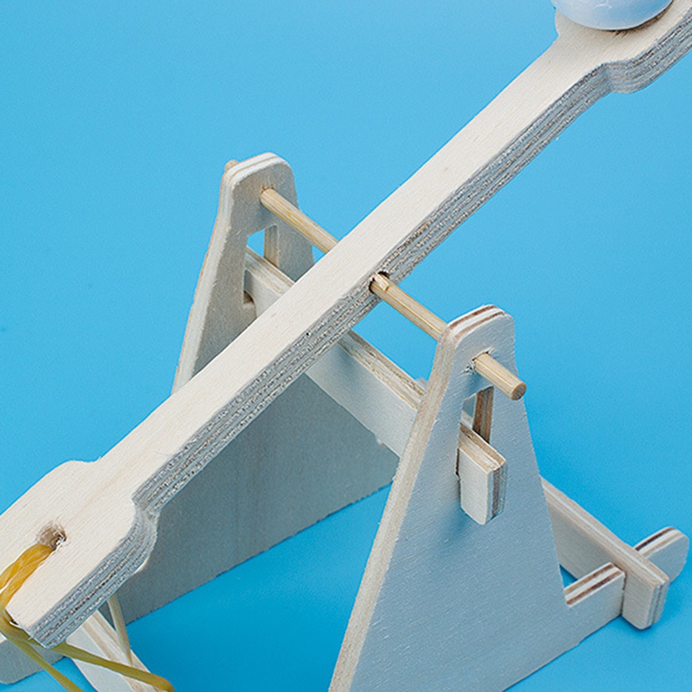 Mô hình đồ chơi máy bắn đá tiện lợi DIY