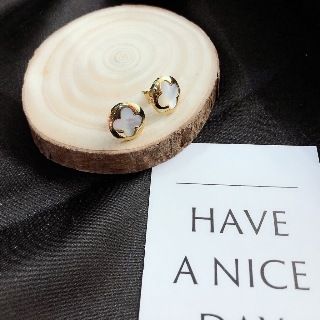 LOUIS VUITTON Khuyên Tai Tròn Bằng Thép Titan In Logo LV Thời Trang