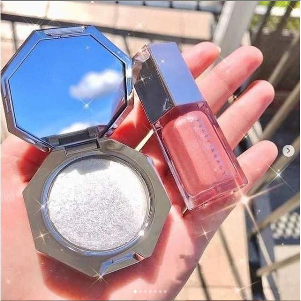 FENTY BEAUTY BY RIHANNA ✨ set son DIAMOND BOMB BABY MINI FACE AND LIP SET.