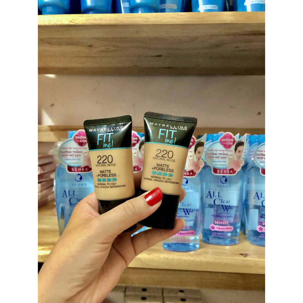 Kem Nền Mịn Nhẹ Kiềm Dầu Fit Me dạng tuýp Maybelline New York Matte and Poreless Foundation Tube 18ml