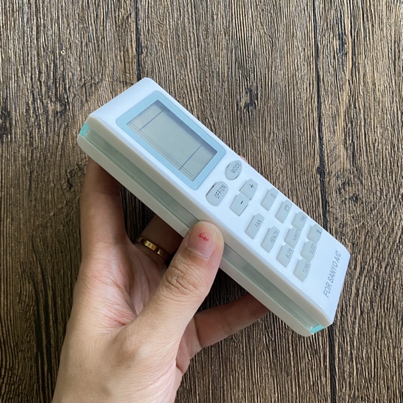 REMOTE máy lạnh SANYO viền xanh