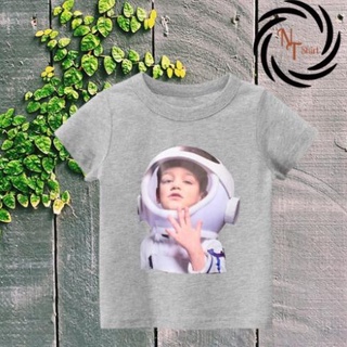 Áo thun  𝐜𝐡ú 𝐛é 𝐩𝐡𝐢 𝐡à𝐧𝐡 𝐠𝐢𝐚 𝐀𝐃𝐋𝐕 𝐒𝐢ê𝐮 đẹ𝐩 𝐒𝐢ê𝐮 𝐝ễ 𝐭𝐡ươ𝐧𝐠 𝐂𝐡𝐨 𝐛é  - 𝐍𝐡𝐢ề𝐮 𝐦à𝐮
