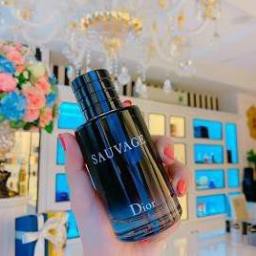 Nước hoa nam Dior Sauvage edt     Phóng khoáng, Nam tính, Cuốn hút
