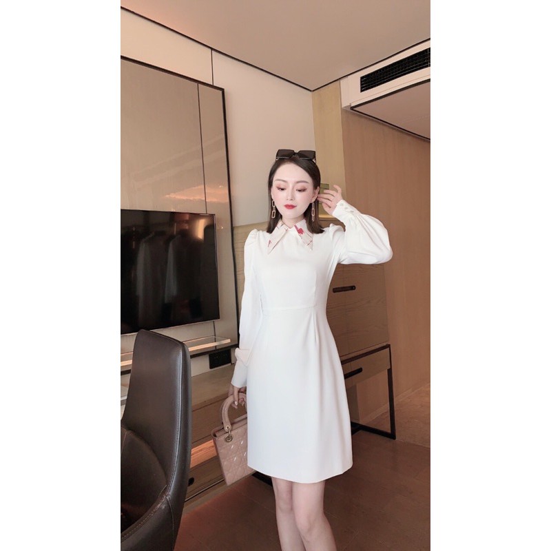 váy dự tiệc nữ ve áo nhỏ vừa phải, đường viền cổ áo đính hạt ba chiều, độ bóng sáng bóng bản hai màu đen và trắng