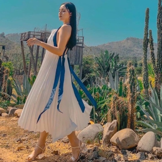 Đầm maxi đi biển hở lưng dập ly dây xanh váy đi chơi dạo phố HATI