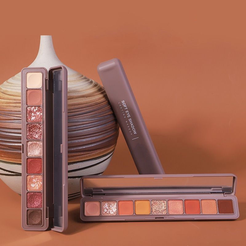 [Hàng mới về] Bảng phấn mắt 9 màu có nhũ lấp lánh tạo hiệu ứng khói độc đáo với khả năng chống thấm nước | BigBuy360 - bigbuy360.vn