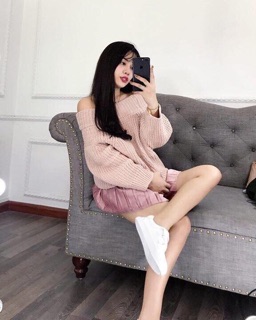 Set áo len dày + váy nhung xếp li