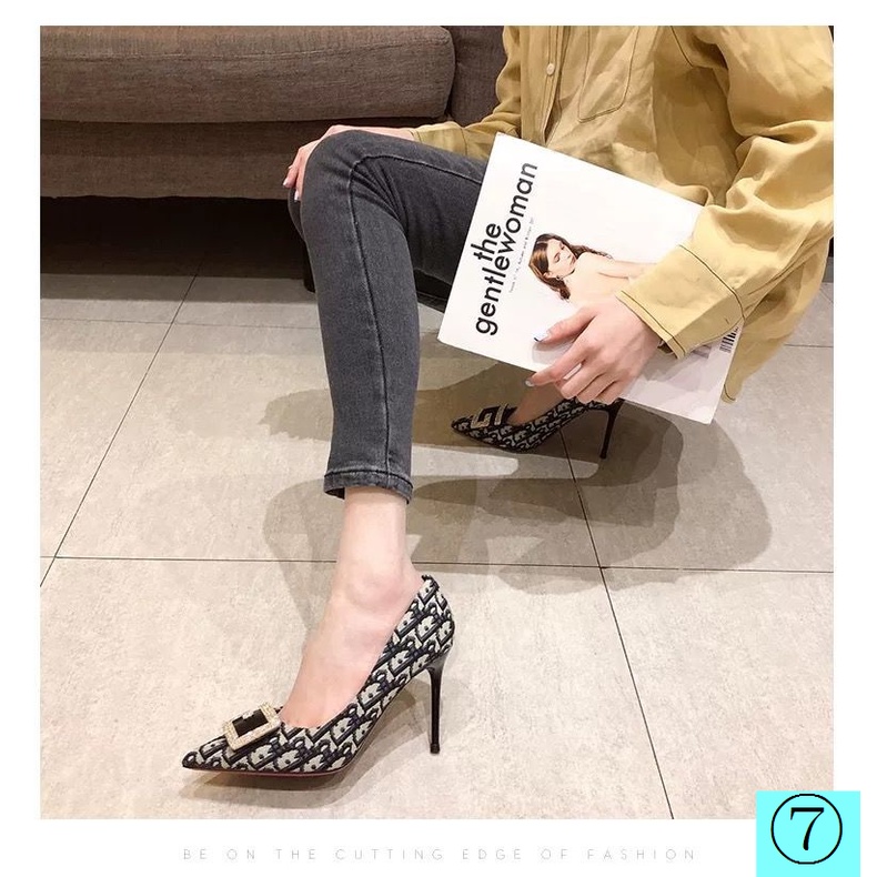 Giày Cao Gót Mũi Nhọn Đính Đá Phong Cách Thời Trang Mùa Xuân Dành Cho Nữ 2022