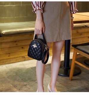 Xả túi đeo con ong