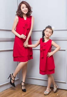 Đầm voan cột nơ mẹ và bé