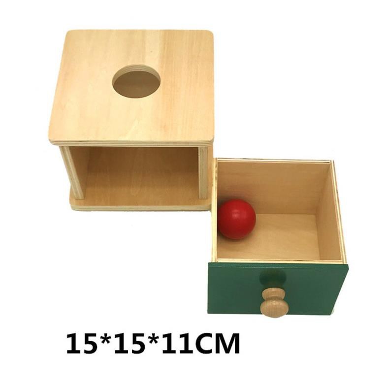 MS7 - Thả bóng gỗ vào hộp gỗ vuông - Giáo cụ Montessori 0-3 tuổi