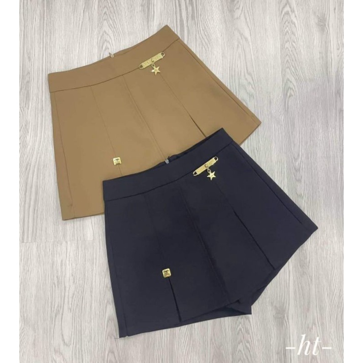 Quần váy xếp ly to tag sắt ngôi sao hàng QC