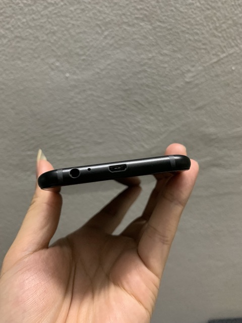 Điện thoại Samsung A6 2018 ( A600) RAM 3/32, Pin 3000mAh, Màn 5,6" Super Amoled, có Nhận diện khuân mặt, Vân Tay