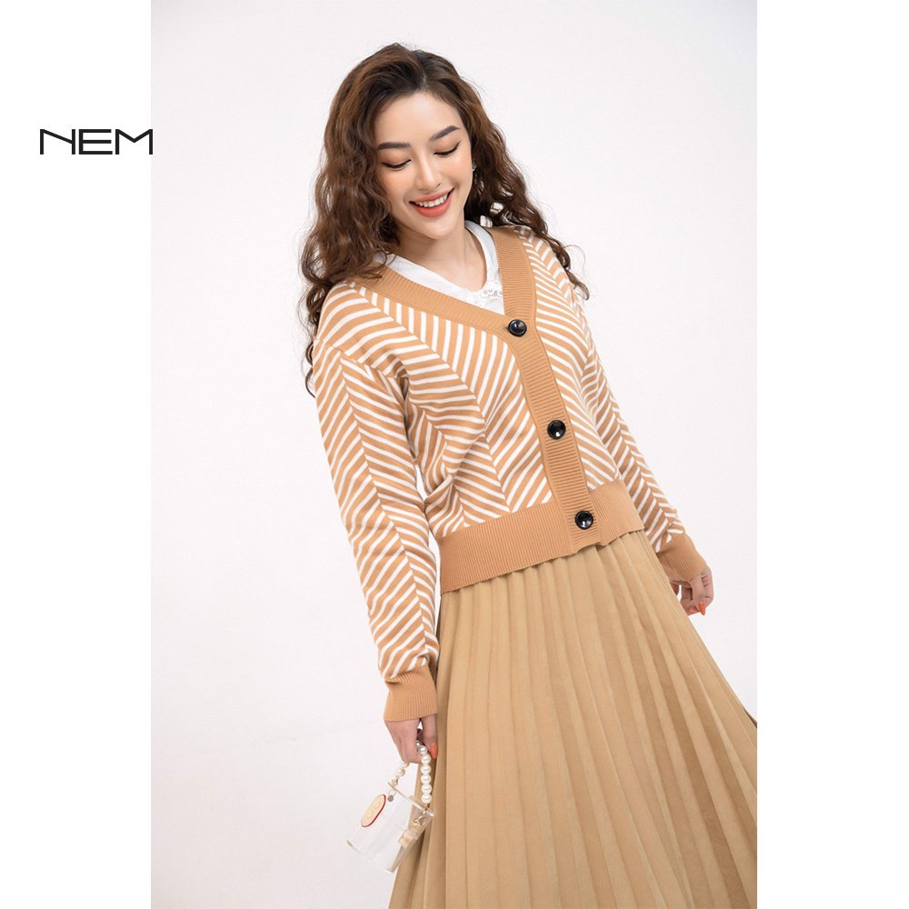 Áo khoác len mỏng họa tiết kẻ màu nâu NEM Fashion AL60222 mã 4