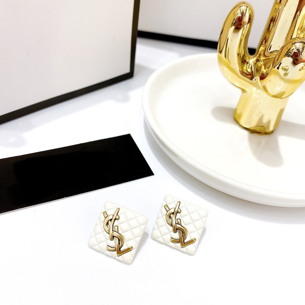 P1 Xả hàng lẻ mẫu Bông tai thời trang nhiều mẫu chanel ysl bạc 925 ko