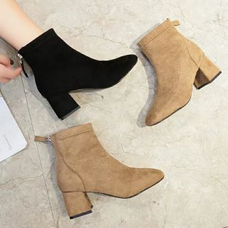 Boot đế vuông 5 cm da lộn ( Hàng order  Hà gấu ) hagauorder