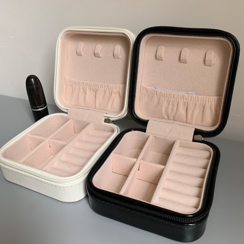 Hộp Đựng Trang Sức Thiết Kế Đơn Giản Xinh Xắn