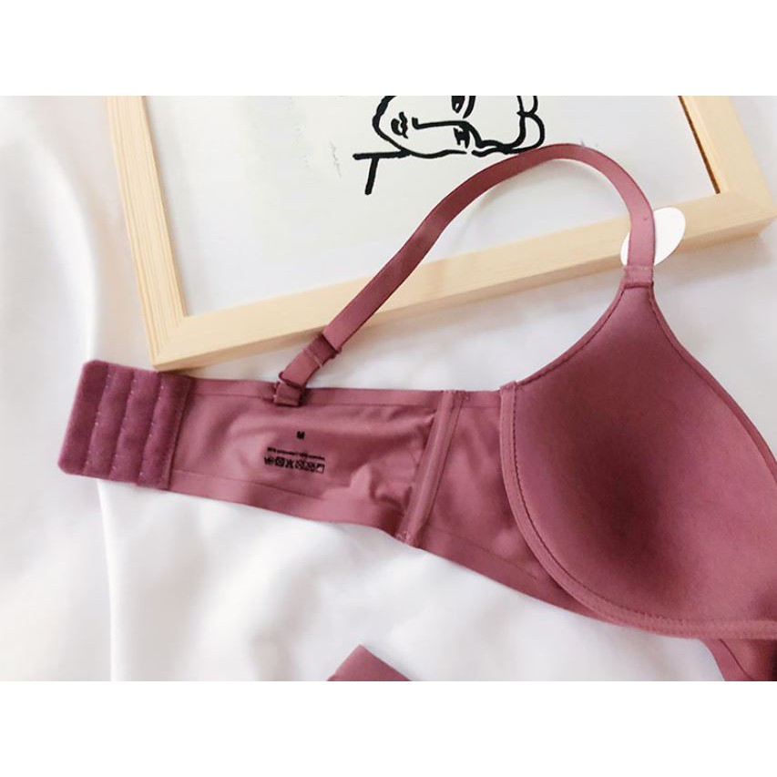 Áo Lót Siêu Nhẹ Siêu Mềm Không Gọng Đệm Mỏng (Có Móc Cài) B340