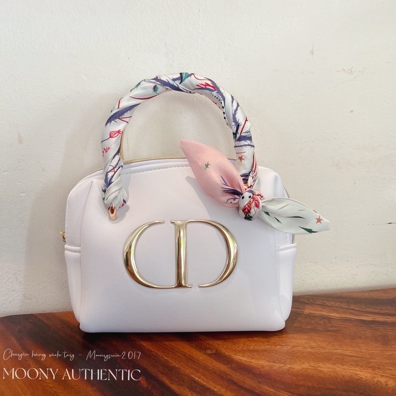 Bóp đựng đồ make up DIOR gift unbox