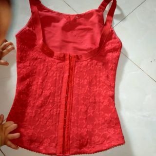 Áo định hình hàng si nước ngoài của chị trà giang  chỉ 70k