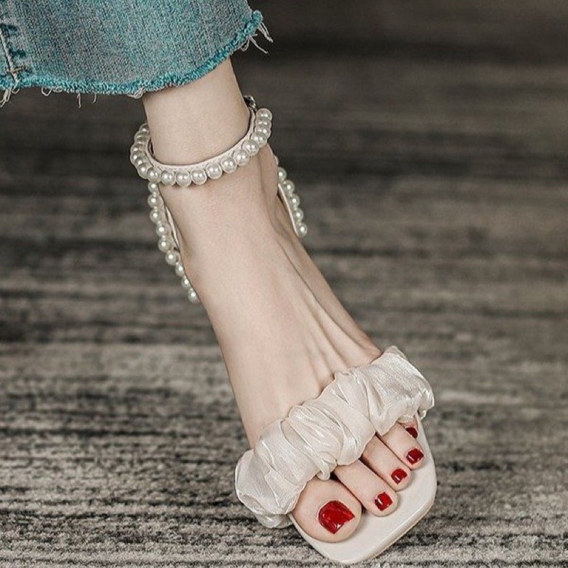 SALE—- Sandal bèo nhún gót vuông trong suốt quai quấn đính cườm BIG SIZE 41-43