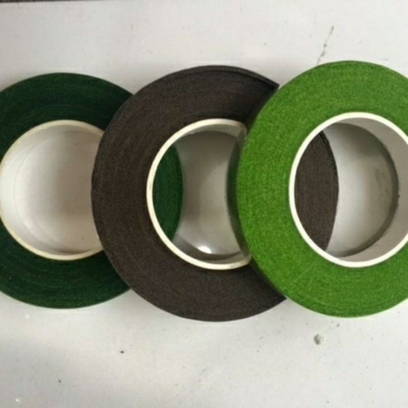 Cuộn băng keo dính, giấy sáp quấn cành hoa trang trí