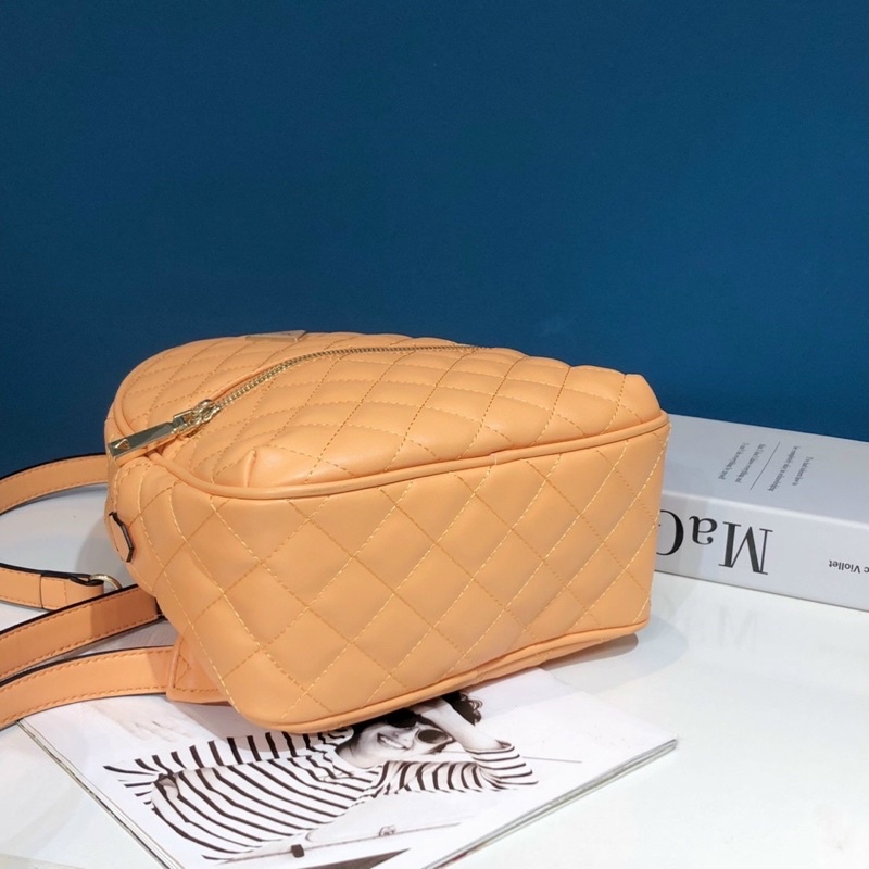 Balo Guess chần logo