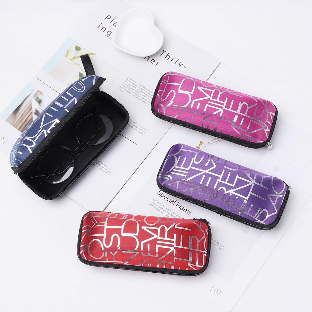 ME Giá Đỡ Mắt Kính In Chữ Màu Sáng