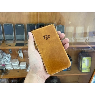 [Mã SKAMCLU9 giảm 10% đơn 100K] Bao da điện thoại BlackBerry KeyOne Chất liệu da Dê thảo mộc- Màu Nâu