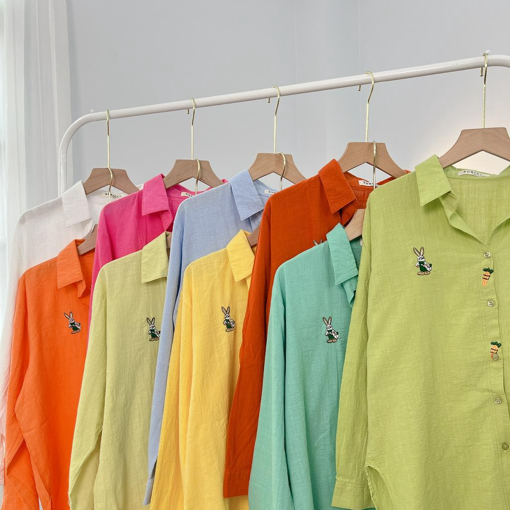 Áo Sơ Mi Công Sở Nữ Form Rộng Thêu Thỏ Cà Rốt Cực Yêu, Sơ Mi Nữ Freesize Chất Linen Bột Mềm Mát Nhiều Màu SUBICI