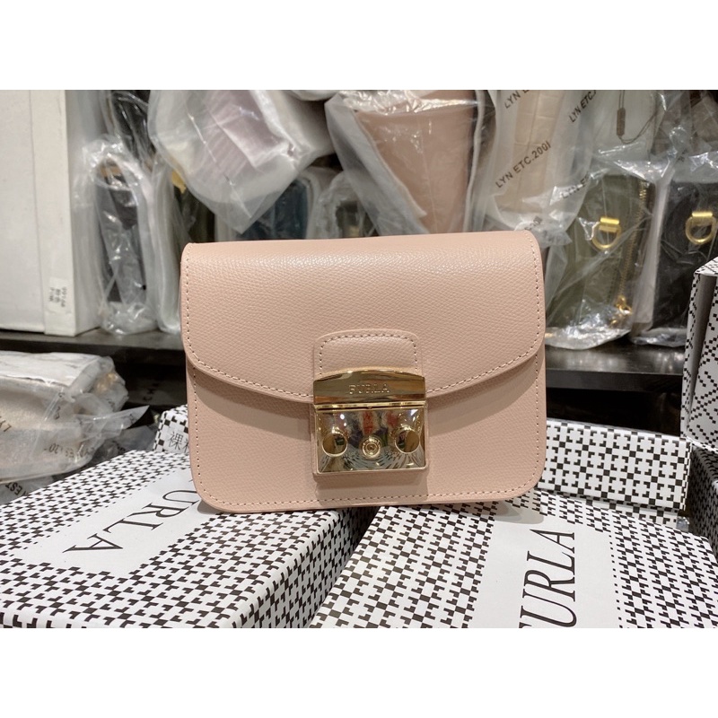 𝐓𝐮́𝐢 𝐅𝐮𝐫𝐥a 𝐃𝐀 𝐓𝐇𝐀̣̂𝐓 màu hồng