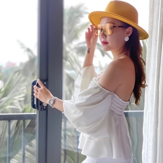 Áo trễ vai xếp ly ngực