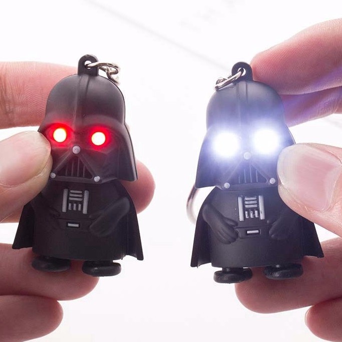 [CÓ ĐÈN CÓ NHẠC] - Móc Khóa Phát Sáng Hình Nhân Vật Darth Vader Trong Phim Star Wars dèn led có nhạc