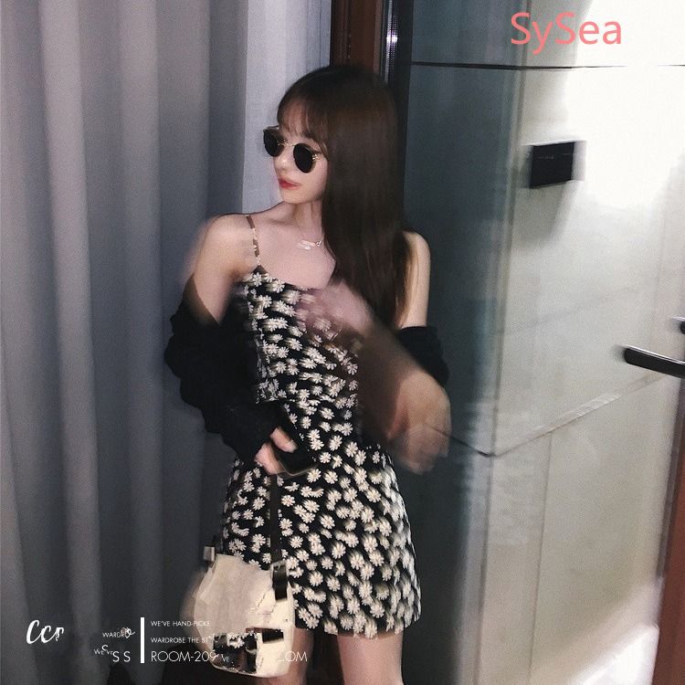 Đầm Hoa Cúc Dự Tiệc Tối