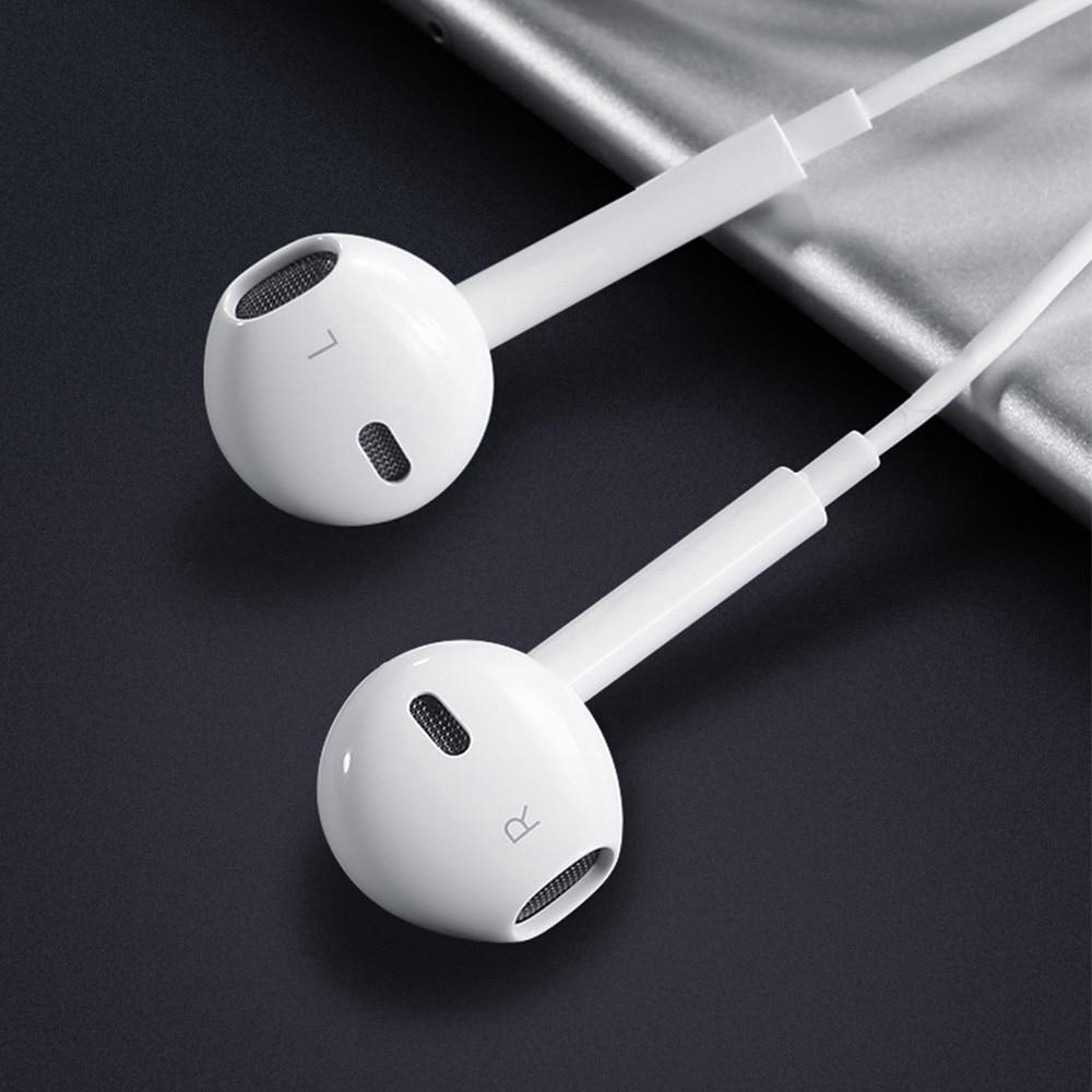 Music Wired Earphone For Huawei P30 Pro Volume Control Stereo Type C Earbuds Headset For iP 6S With Mic Headphones