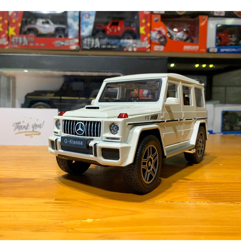 Mô hình xe hợp kim Mercedes-Benz G63 G-Klessa tỉ lệ 1:24 màu trắng