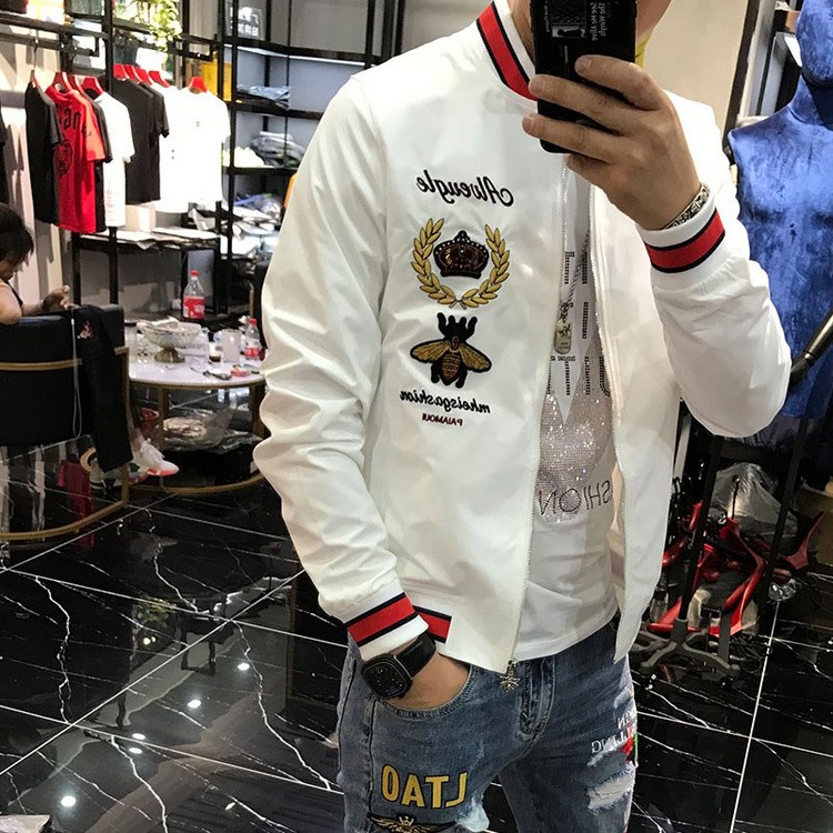 Aó khoác gió thêu thủ công hình con ong