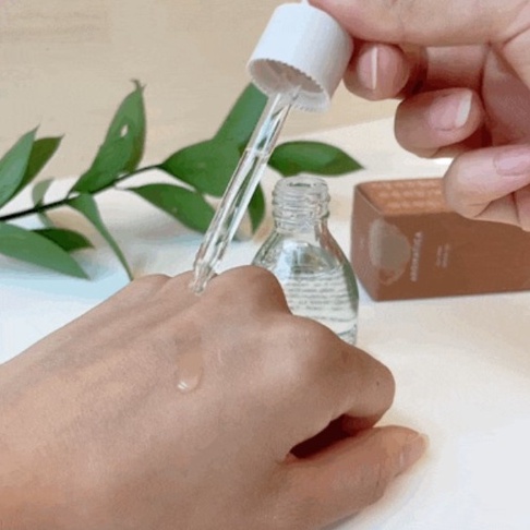 Tinh dầu dưỡng tràm trà xanh dành cho da dầu Aromatica Tea Tree Green Oil 30ml