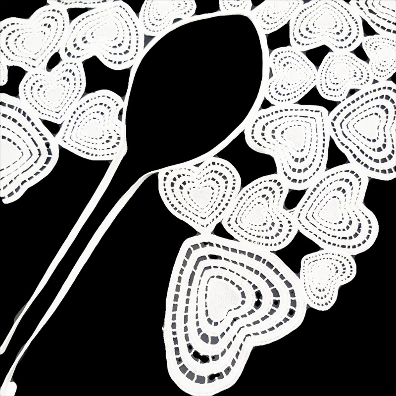 Vòng Cổ Giả Khăn Choàng Màu Trắng Thêu Họa Tiết Trái Tim Phong Cách Lolita Dành Cho Nữ