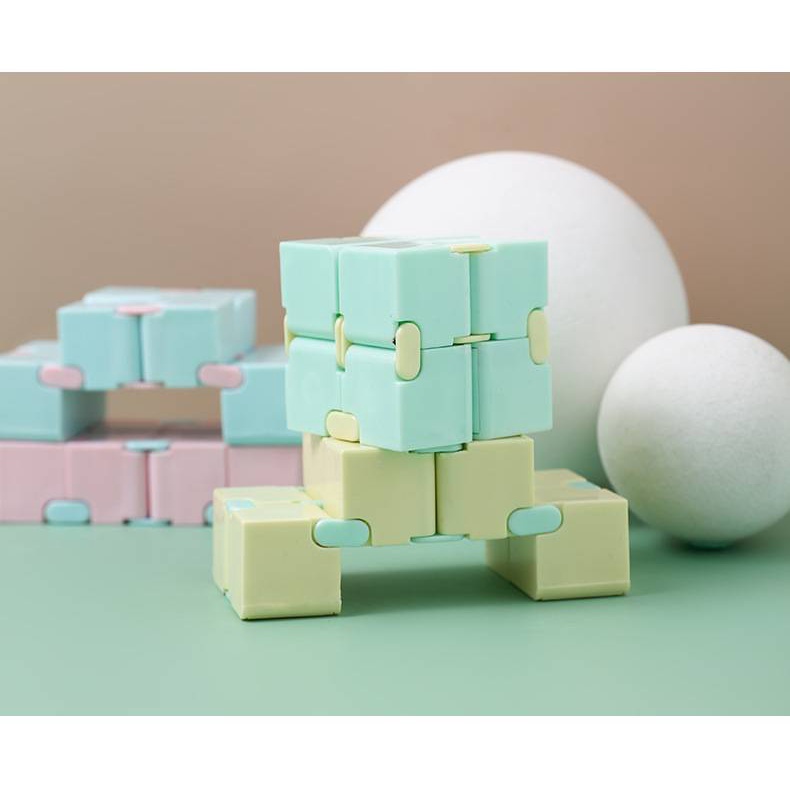 Đồ chơi giáo dục trẻ em Khối lập phương Rubik vô hạn rubik pyraminx rubik qiyi