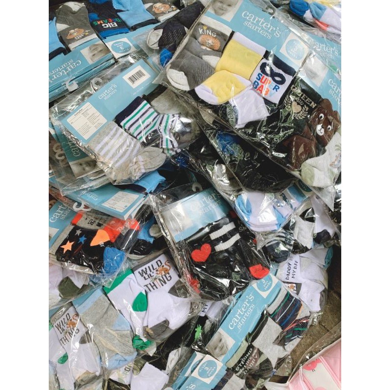 Set 3 đôi tất carter có chống trơn cho bé