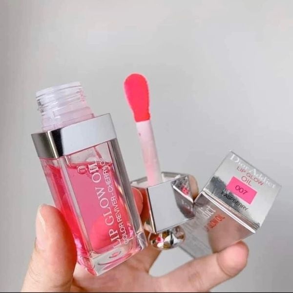 Son dưỡng Dior Lip Glow Oil màu 001, 007 .