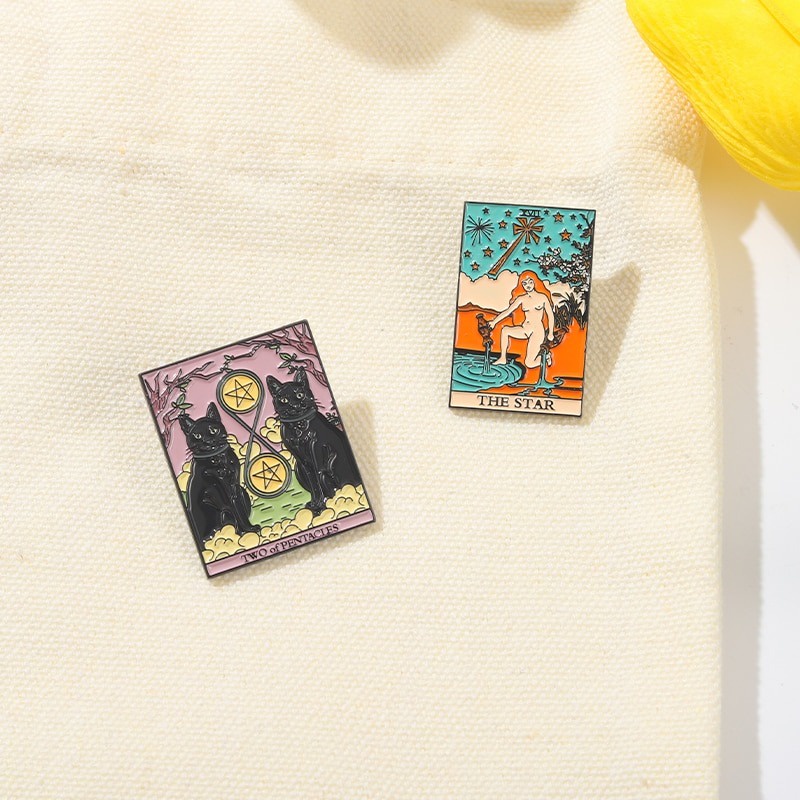 Pin cài áo hình bài Tarot The Star The Sun The Moon Death The Wheel of fortune Pentacles - GC484