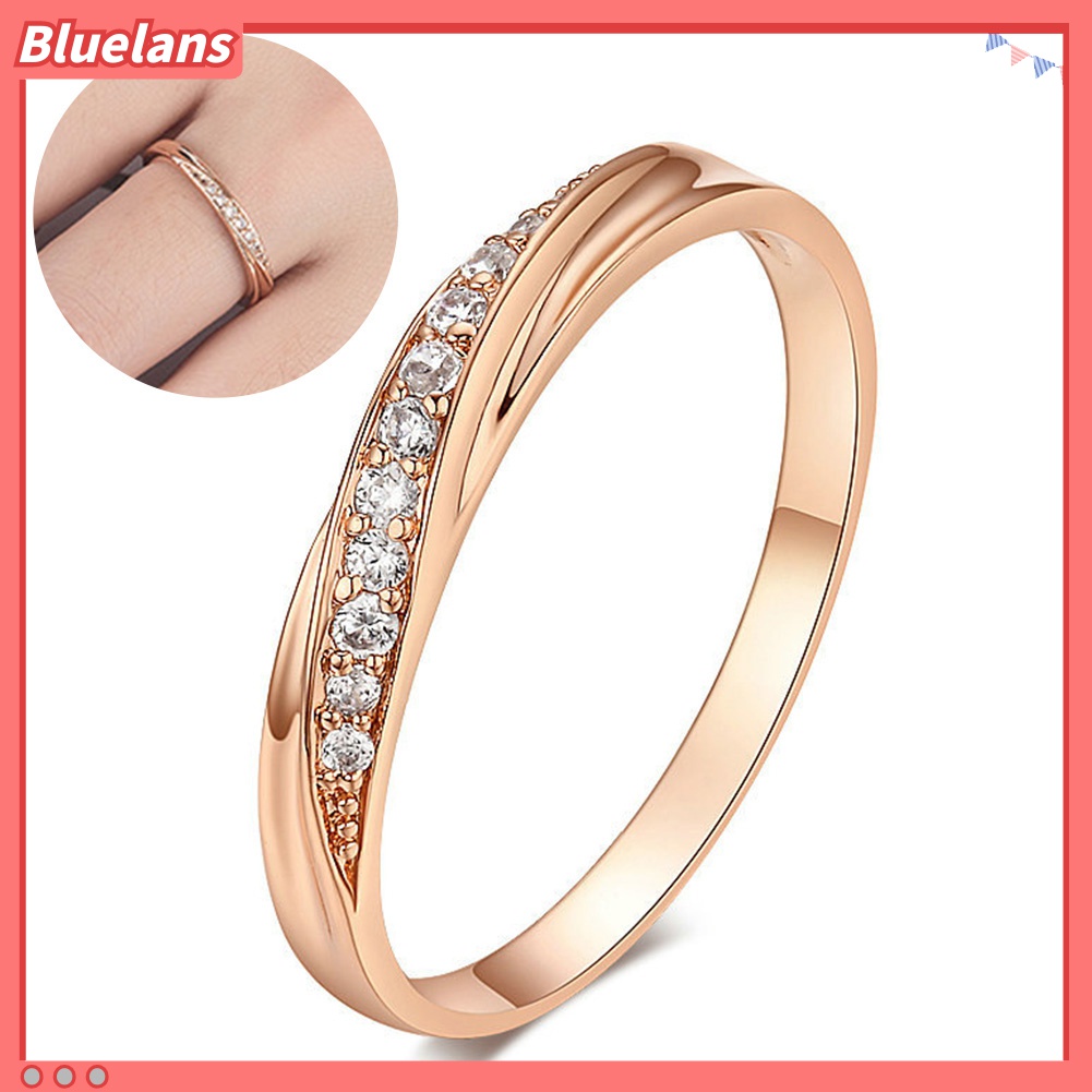 Nhẫn Đính Hôn Đính Đá Cz Hình Khối Lập Phương