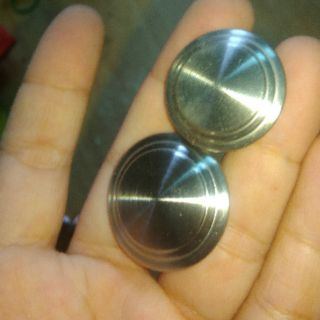 Núm tủ inox304 kèm ốc