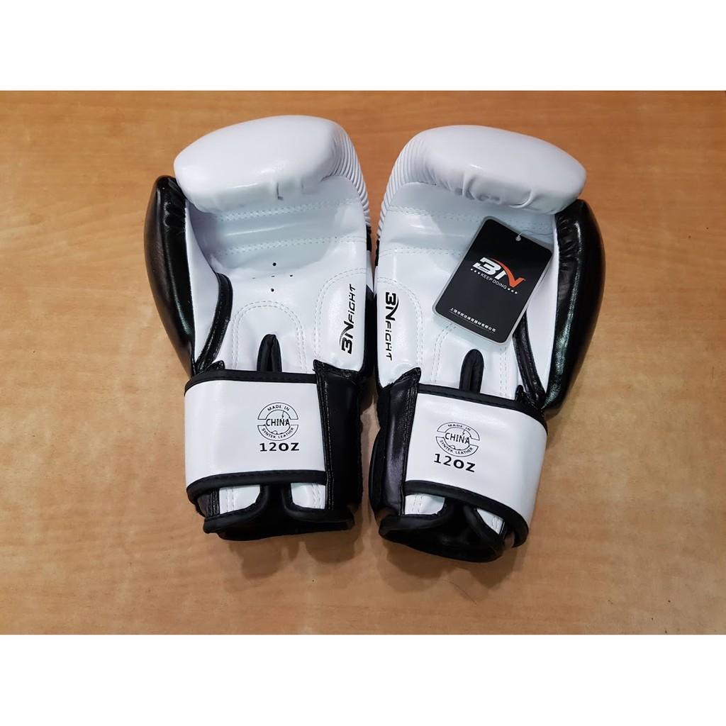 GĂNG TAY BOXING BN TIÊU CHUẨN-