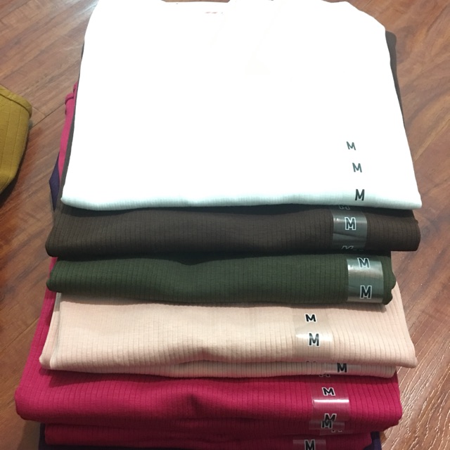Combo áo thun tăm uniqlo