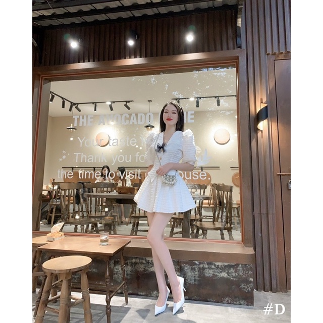 Set xốp nơ cổ v chân váy xòe