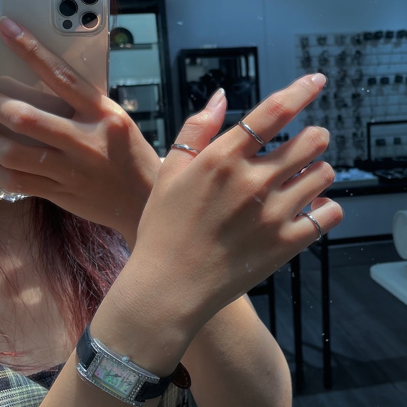 Nhẫn mỏng 2mm - titan không đen và không gỉ Madde