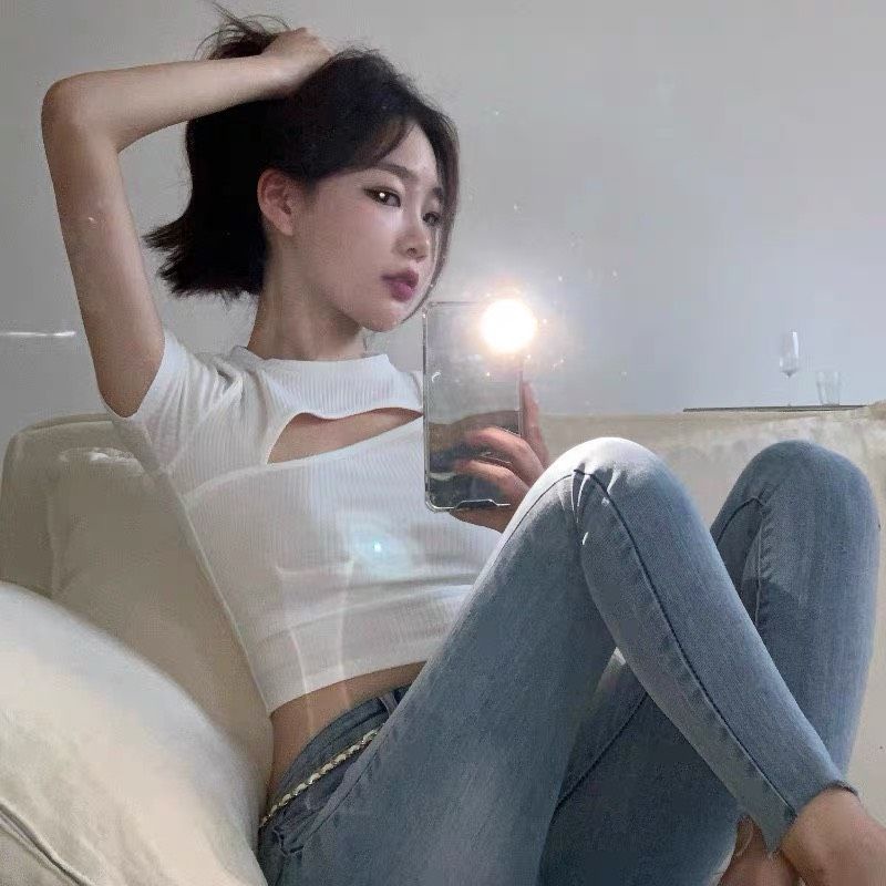 Áo Croptop  Tay Ngân Khoéc Ngực 3 Màu Phông Trơn Ôm Body Chất Len Tăm Cực Đẹp